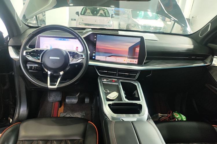Used Haval XY 2022 1.5T Smart Edition Center Console
