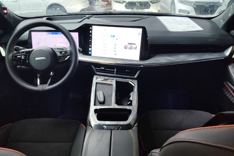 Used Haval XY 2022 1.5T ZhiZun Edition Center Console