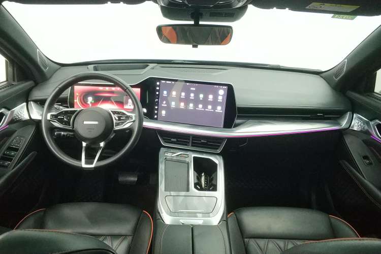 Used Haval XY 2022 1.5T Smart Edition Center Console