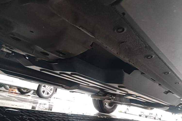 Used Haval XY 2022 1.5T Smart Leading Edition DHT Chassis Front Left