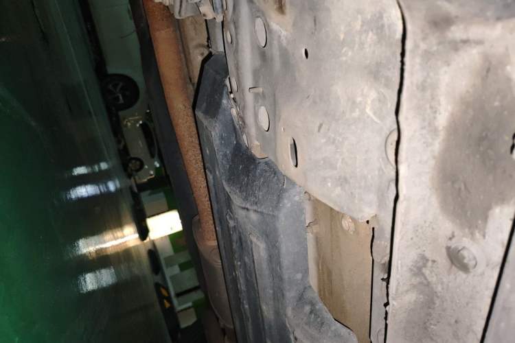 Used Haval XY 2022 2.0T ZhiZun Edition Chassis Front Left