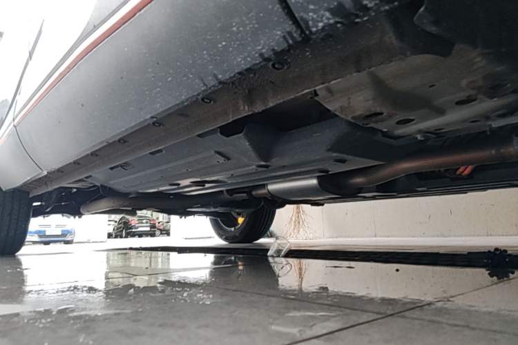 Used Haval XY 2022 1.5T Smart Leading Edition DHT Chassis Front Right