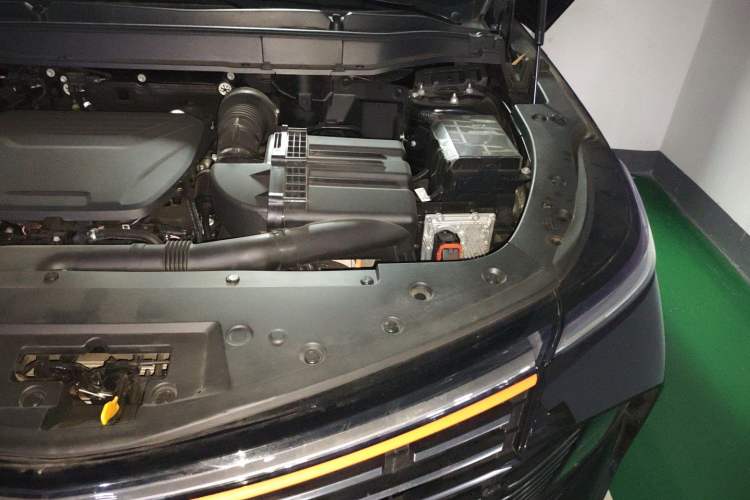 Used Haval XY 2022 1.5T Smart Enjoyment Edition DHT Engine Bay Left