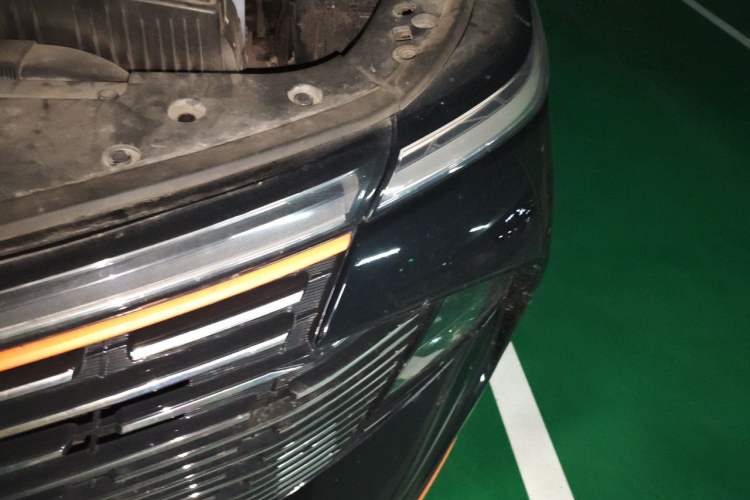 Used Haval XY 2022 2.0T ZhiZun Edition Engine Bay Left