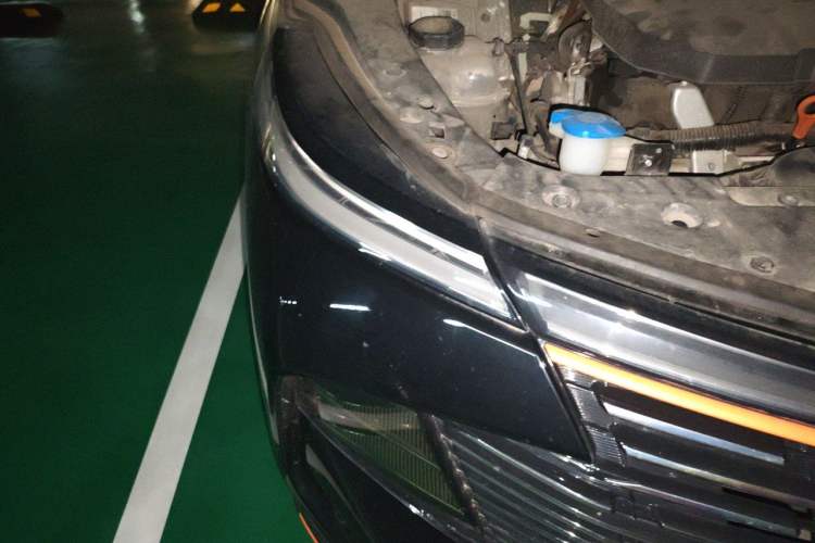 Used Haval XY 2022 2.0T ZhiZun Edition Engine Bay Right