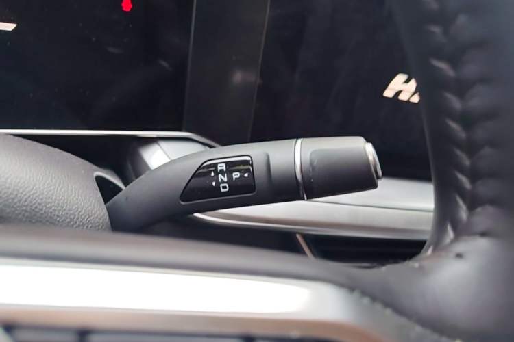 Used Haval XY 2022 1.5T Smart Edition Gear Lever
