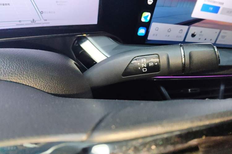 Used Haval XY 2022 1.5T ZhiZun Edition Gear Lever