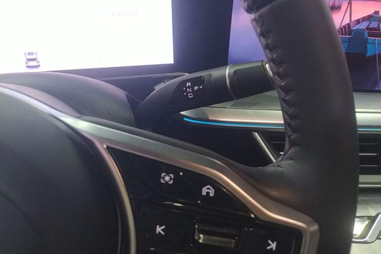 Used Haval XY 2022 1.5T Smart Edition Gear Lever