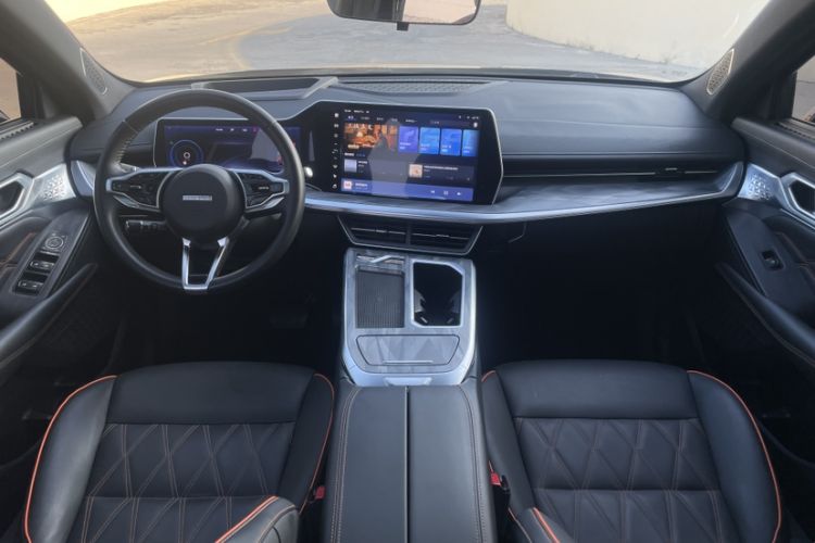 Used Haval XY 2022 1.5T Smart Edition Interior 3