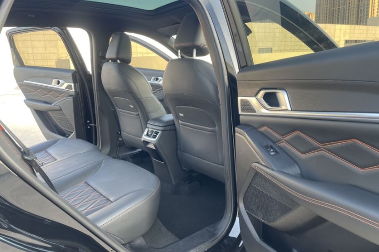 Used Haval XY 2022 1.5T Smart Edition Interior 4