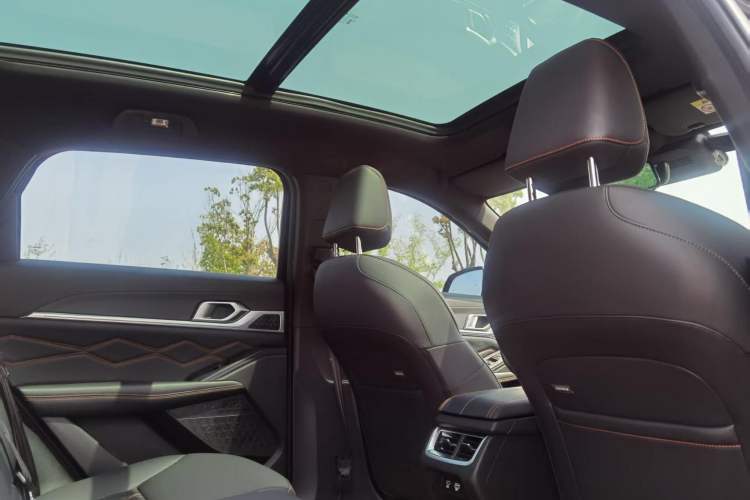 Used Haval XY 2022 1.5T Smart Edition Interior 5