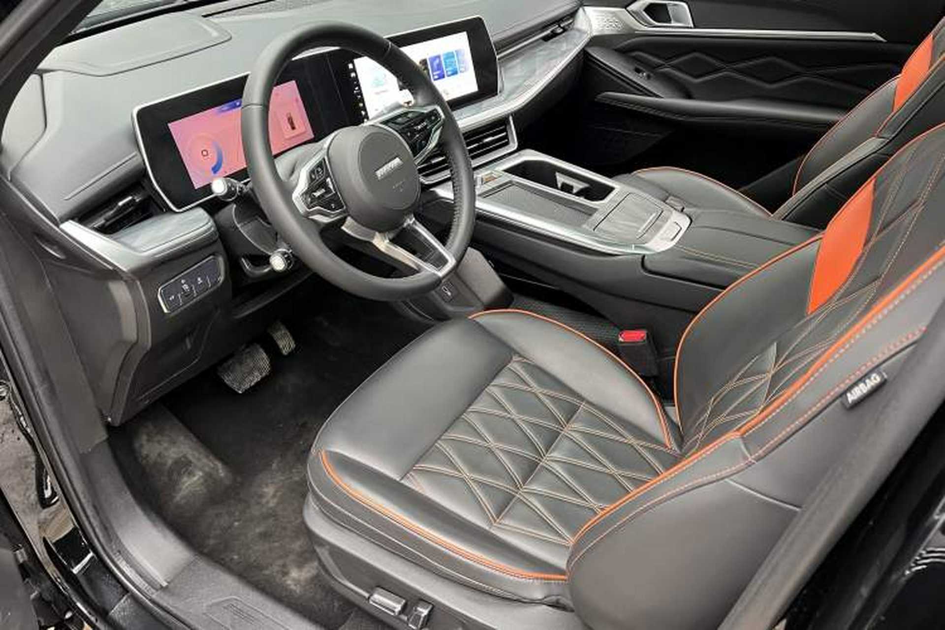 Used Haval XY 2022 1.5T Smart Edition Interior 6