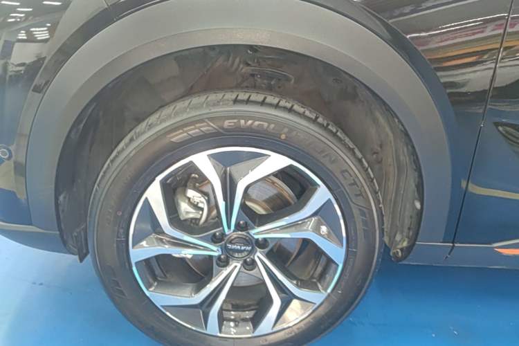 Used Haval XY 2022 1.5T Smart Edition Left Front Wheel Hub