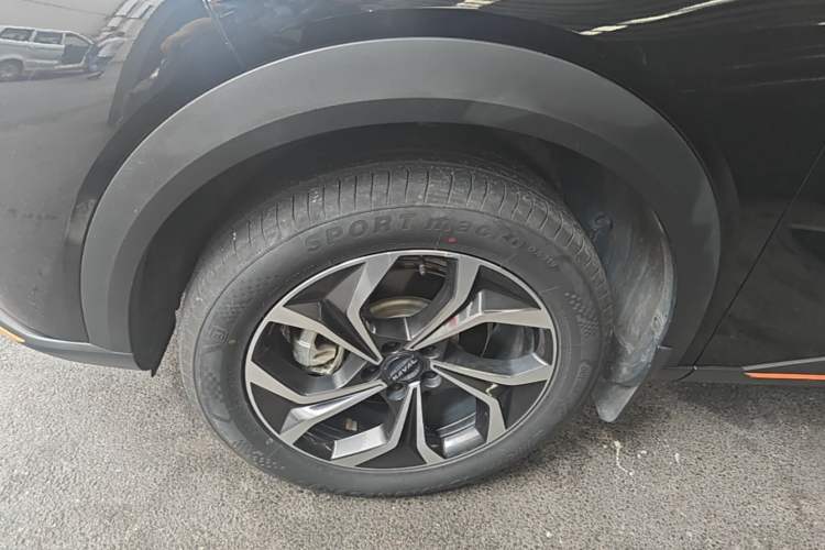 Used Haval XY 2022 1.5T ZhiZun Edition Left Front Wheel Hub