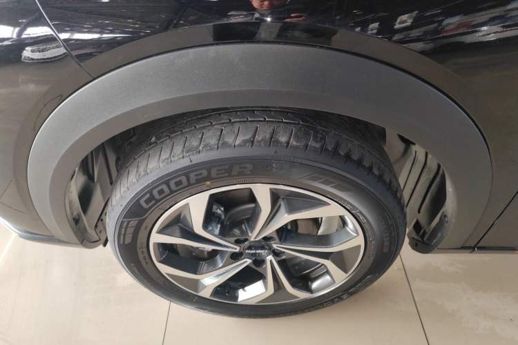 Used Haval XY 2022 1.5T ZhiZun Edition Left Front Wheel Hub