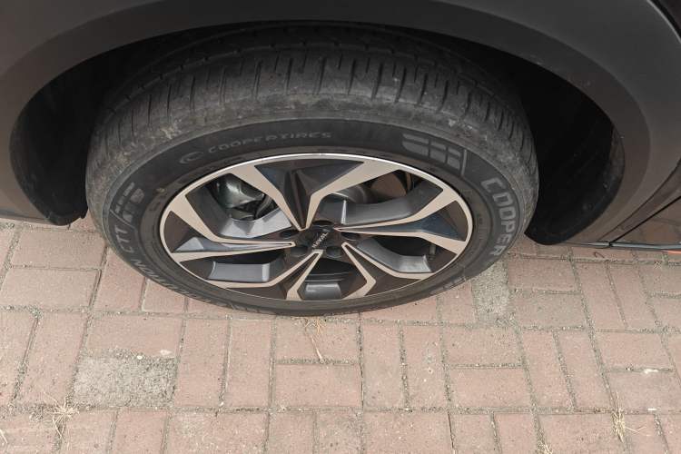 Used Haval XY 2022 1.5T ZhiZun Edition Left Front Wheel Hub