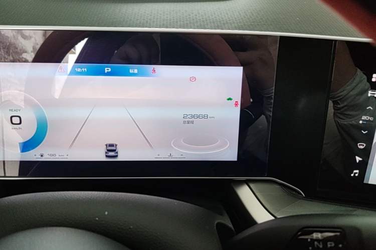 Used Haval XY 2022 1.5T Smart Leading Edition DHT Odometer Close Up