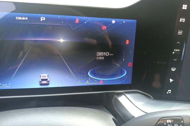 Used Haval XY 2022 1.5T Smart Edition Odometer Close Up