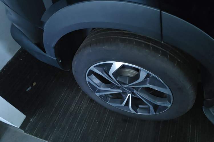 Used Haval XY 2022 2.0T Smart Edition Right Rear Wheel Hub