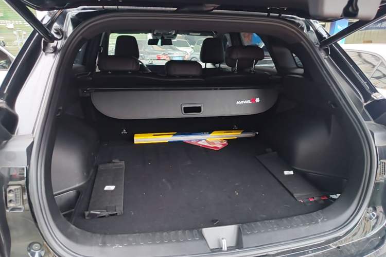 Used Haval XY 2022 1.5T Smart Edition Trunk