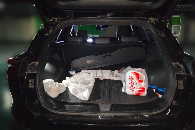 Used Haval XY 2022 2.0T ZhiZun Edition Trunk