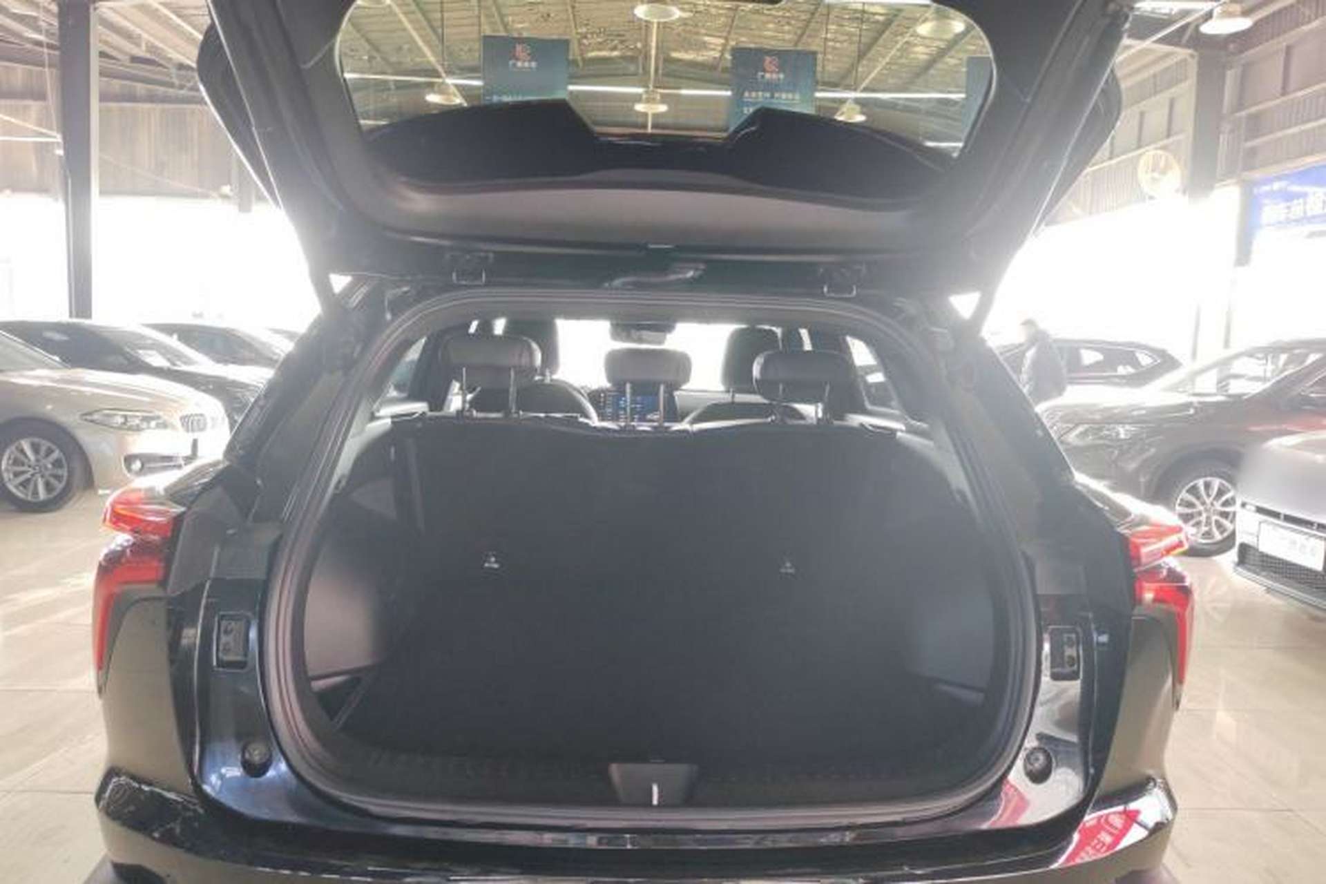 Used Haval XY 2022 1.5T ZhiZun Edition Trunk