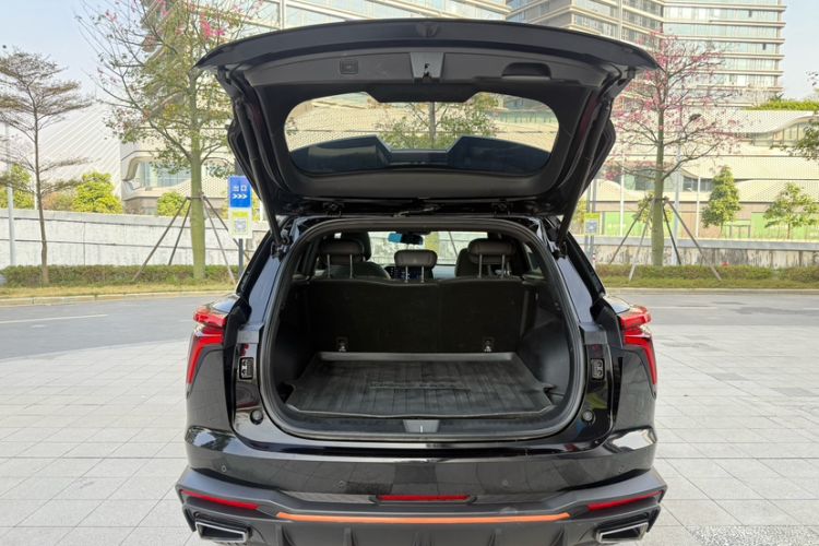 Used Haval XY 2022 1.5T Smart Edition Trunk