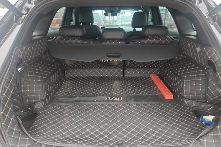 Used Haval XY 2022 1.5T ZhiZun Edition Trunk