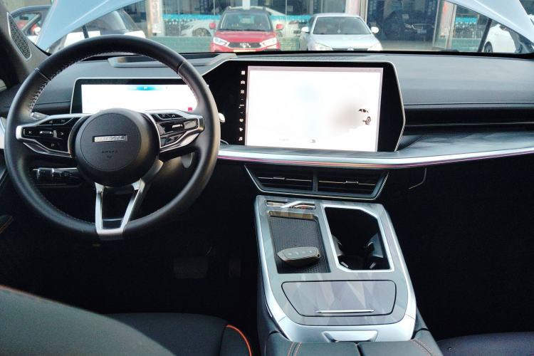 Used Haval XY 2022 1.5T Smart Edition Center Console