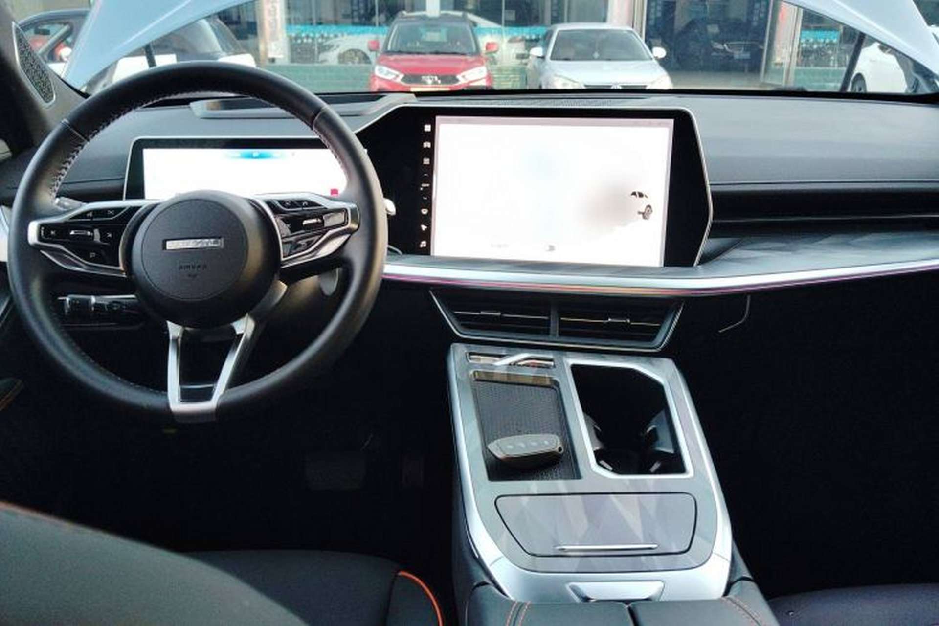 Used Haval XY 2022 1.5T Smart Edition Center Console