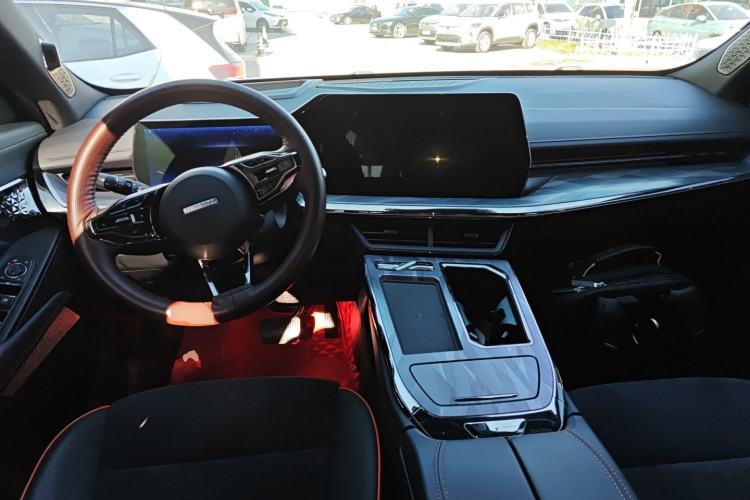 Used Haval XY 2022 1.5T ZhiZun Edition Center Console