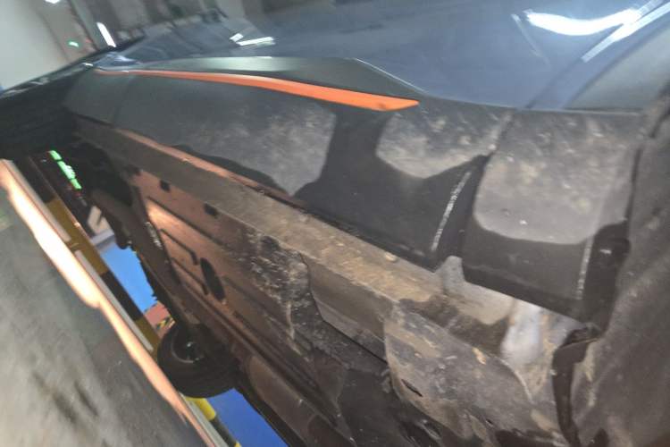 Used Haval XY 2022 1.5T Smart Edition Chassis Front Right