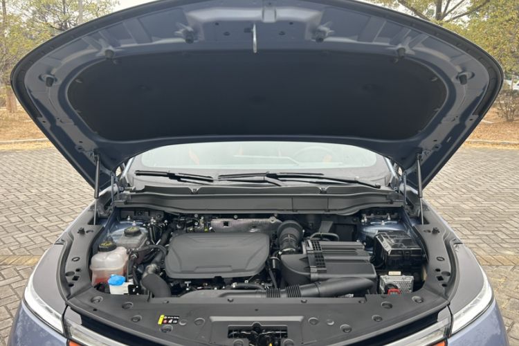 Used Haval XY 2022 1.5T Smart Enjoyment Edition DHT Engine Bay