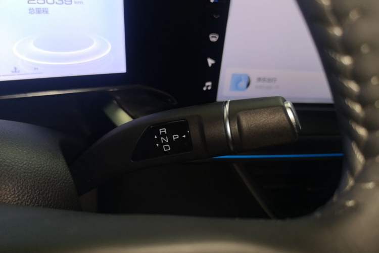 Used Haval XY 2022 1.5T Smart Edition Gear Lever