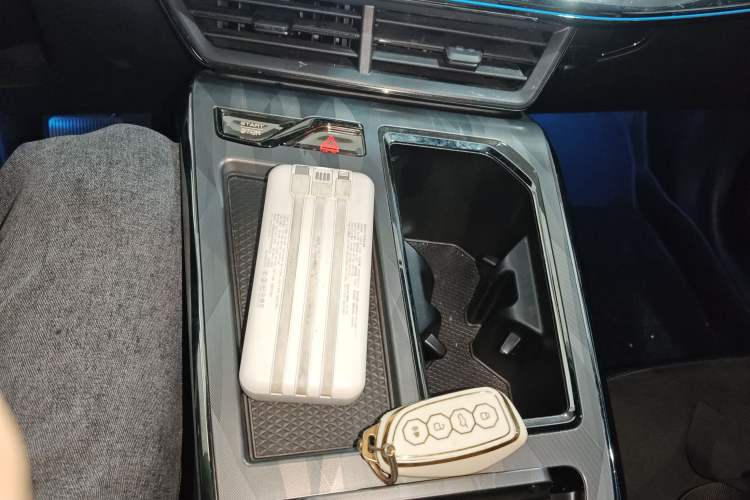 Used Haval XY 2022 1.5T ZhiZun Edition Gear Lever