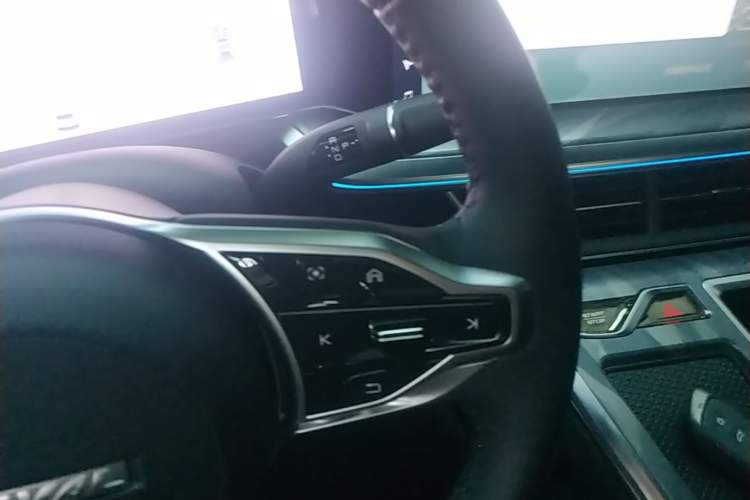 Used Haval XY 2022 1.5T Smart Edition Gear Lever