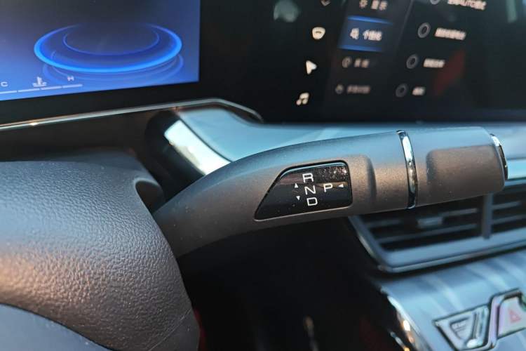 Used Haval XY 2022 1.5T ZhiZun Edition Gear Lever