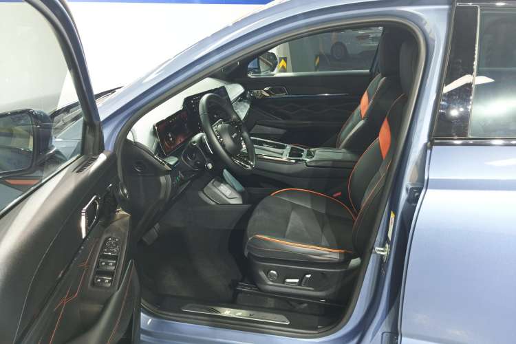 Used Haval XY 2022 2.0T ZhiZun All-Wheel-Drive Version Left Front Seat