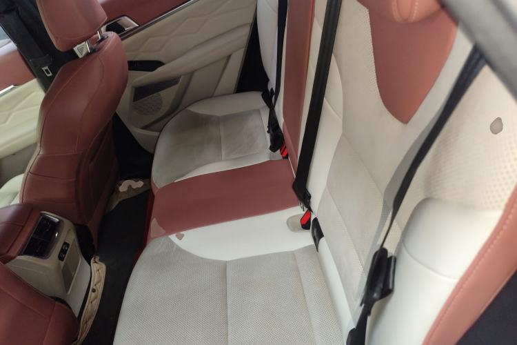 Used Haval XY 2022 2.0T ZhiZun All-Wheel-Drive Version Left Rear Seat