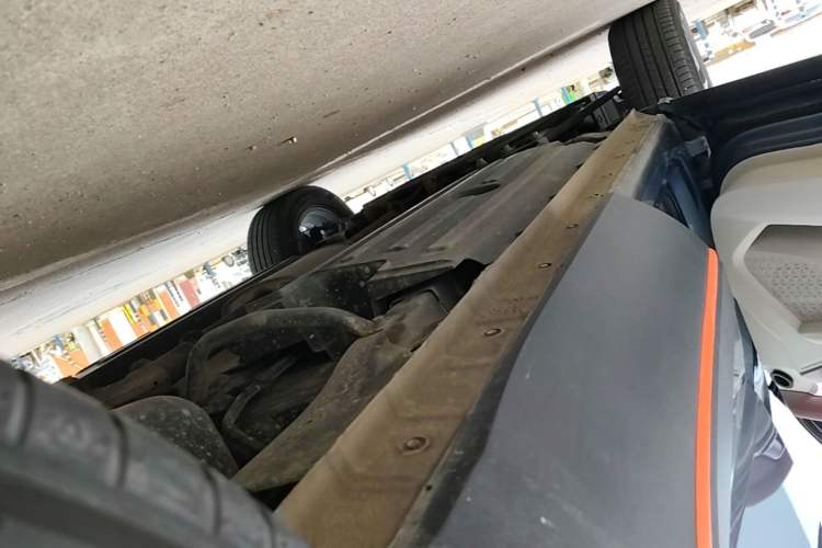 Used Haval XY 2022 1.5T Smart Edition Left Side Sill