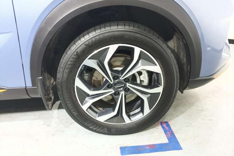 Used Haval XY 2022 2.0T ZhiZun All-Wheel-Drive Version Right Front Wheel Hub