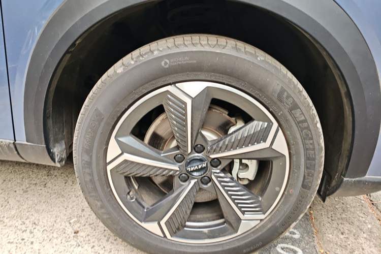 Used Haval XY 2022 1.5T Smart Enjoyment Edition DHT Right Front Wheel Hub