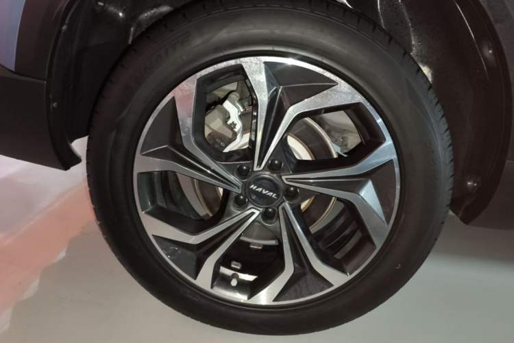 Used Haval XY 2022 1.5T Smart Edition Right Rear Wheel Hub