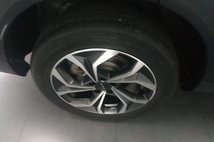 Used Haval XY 2022 1.5T Smart Edition Right Rear Wheel Hub
