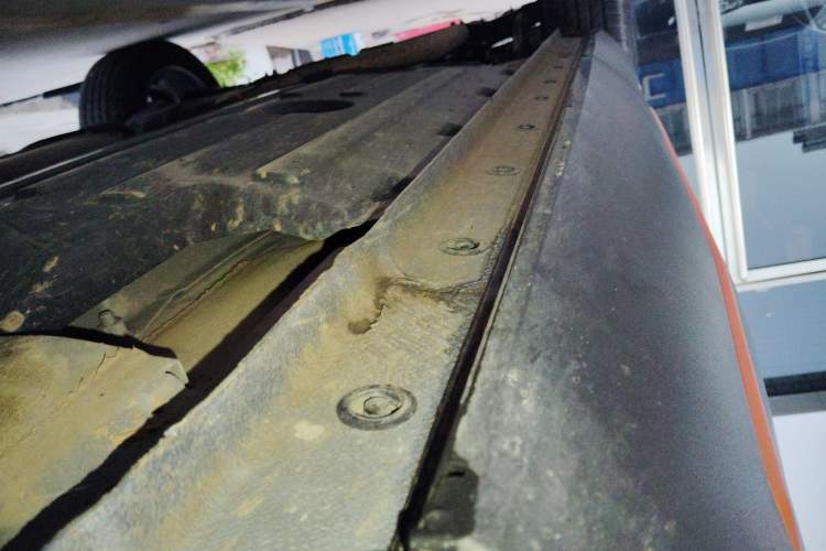 Used Haval XY 2022 1.5T Smart Edition Right Side Sill