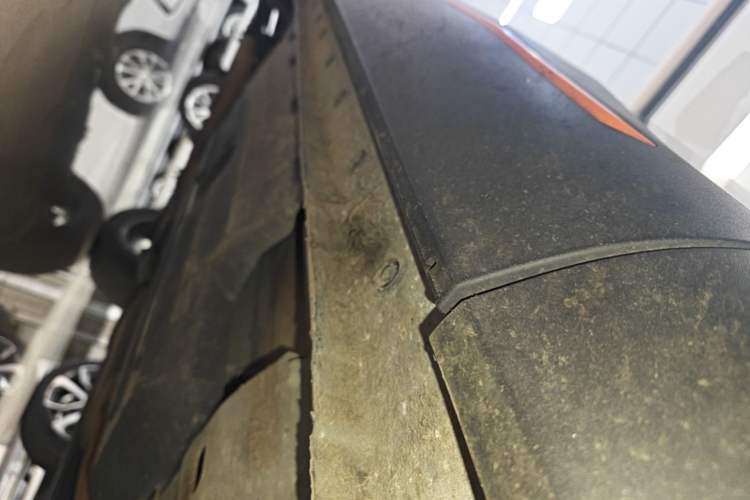 Used Haval XY 2022 1.5T Smart Edition Right Side Sill