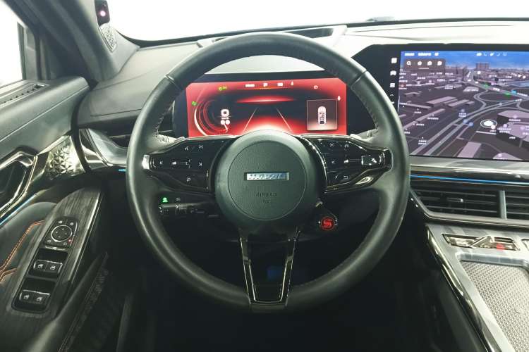 Used Haval XY 2022 2.0T ZhiZun All-Wheel-Drive Version Steering Wheel