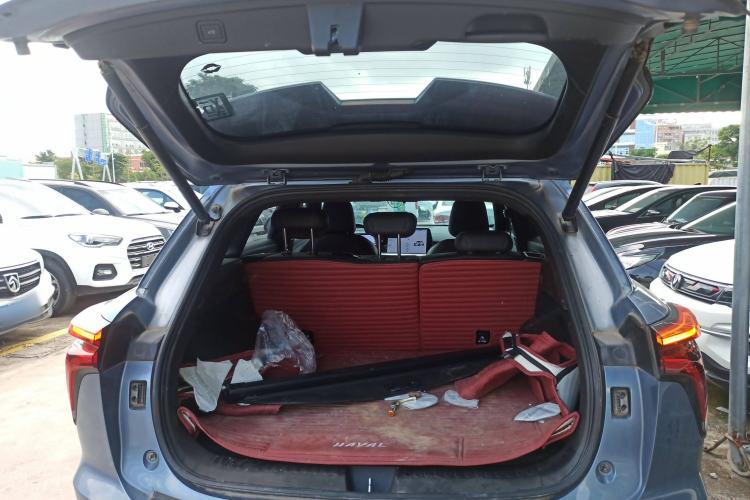 Used Haval XY 2022 1.5T Smart Edition Trunk