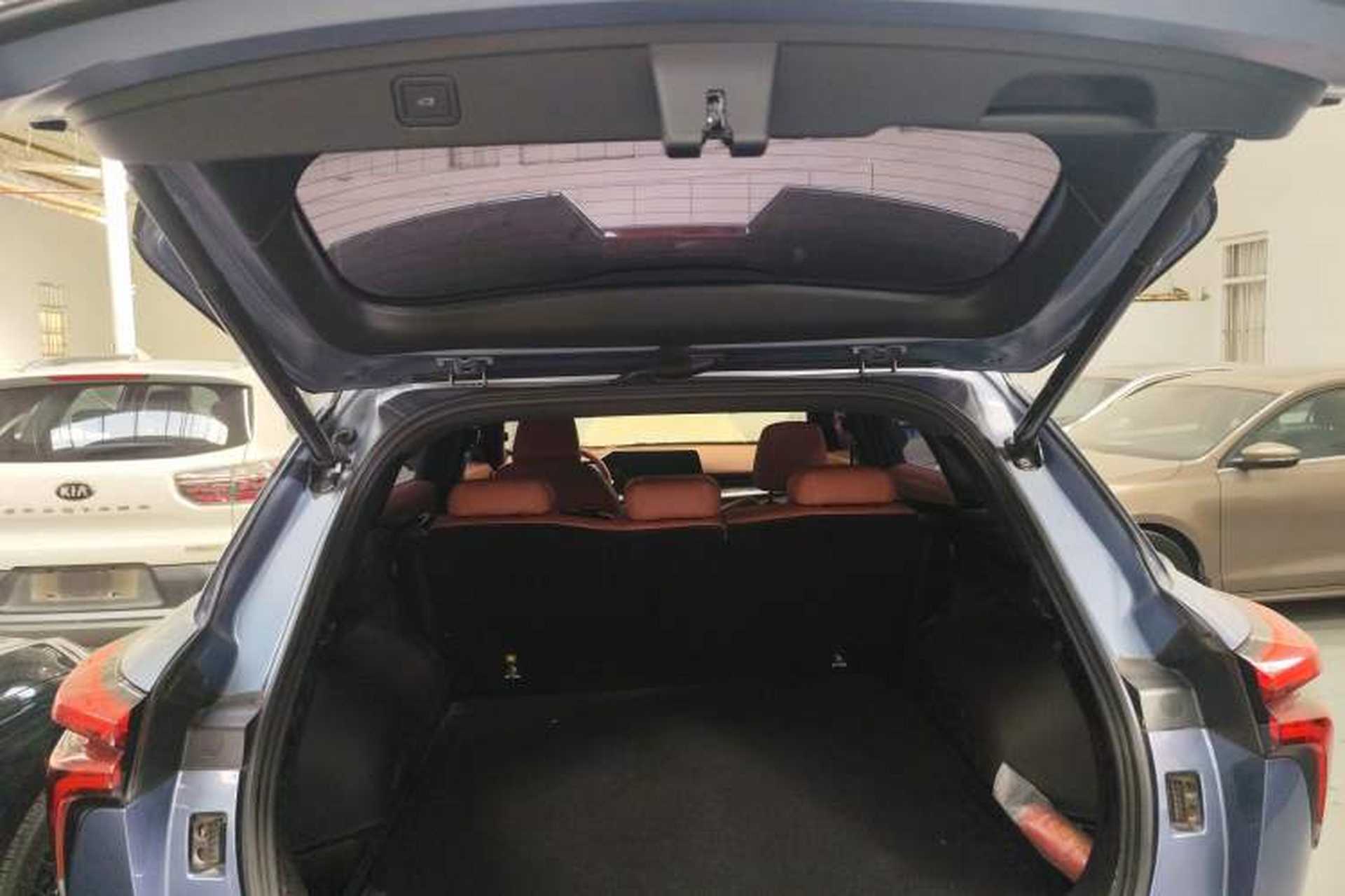 Used Haval XY 2022 2.0T ZhiZun All-Wheel-Drive Version Trunk