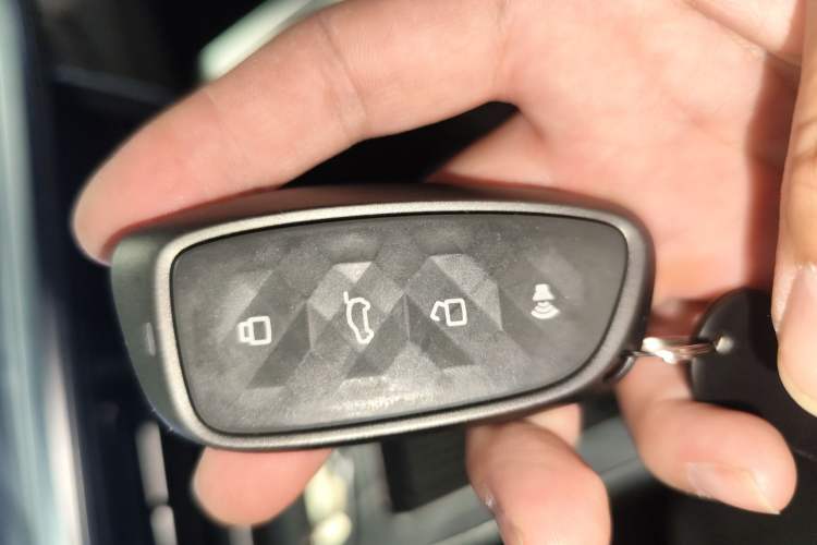 Used Haval XY 2022 2.0T ZhiZun All-Wheel-Drive Version Vehicle Key